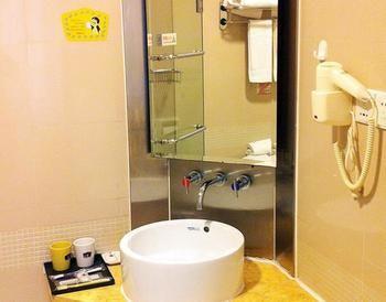 Home Inn Linzi Bus Station Qingzhou Экстерьер фото