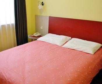 Home Inn Linzi Bus Station Qingzhou Экстерьер фото